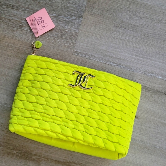 NWT Juicy Couture Quilted Makeup Cosmetic Travel Bag Neon Yellow/Green, W/bottle - Picture 1 of 8